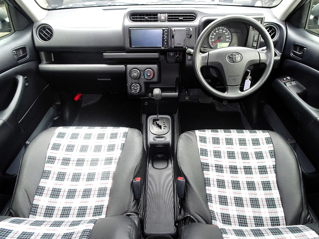 新品クラシックシートカバー/チェック柄 ☆シートカバーのデザインで車内の印象がガラッと変わります☆