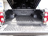 ハードトノカバー付きです。
