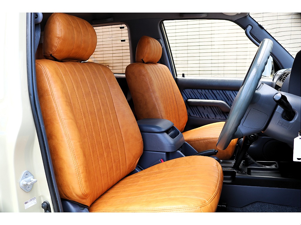 オリジナルのキャメルシートカバーを新品インストール♪♪