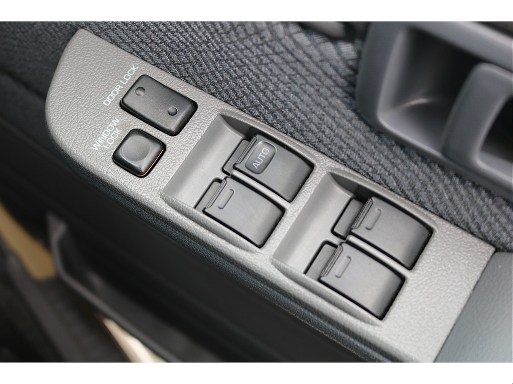 パワーウインドウスイッチ