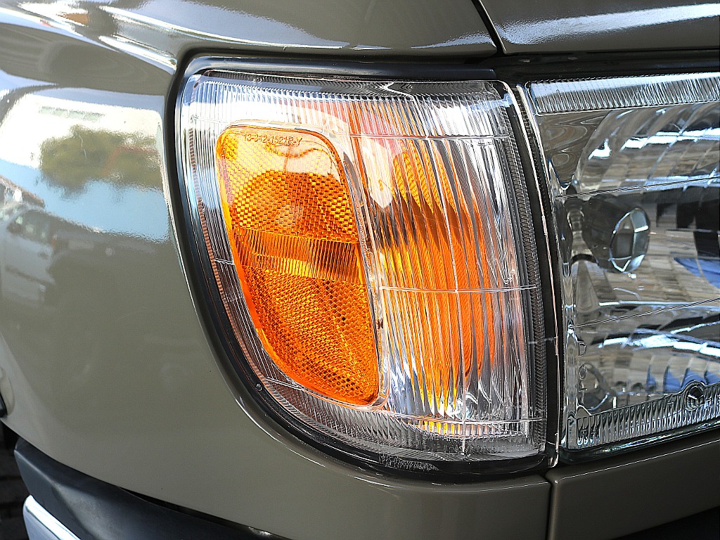 USコーナーはオレンジが映えて格好良いです♪