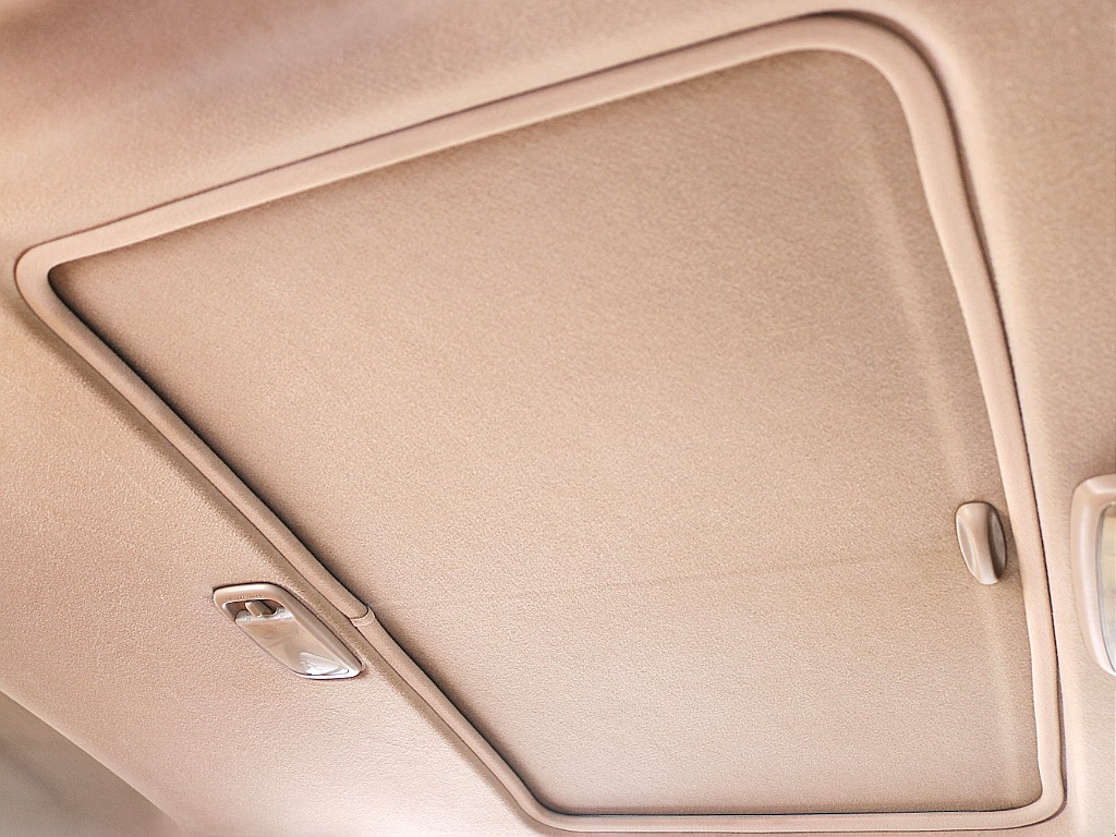 サンルーフも装備済み！