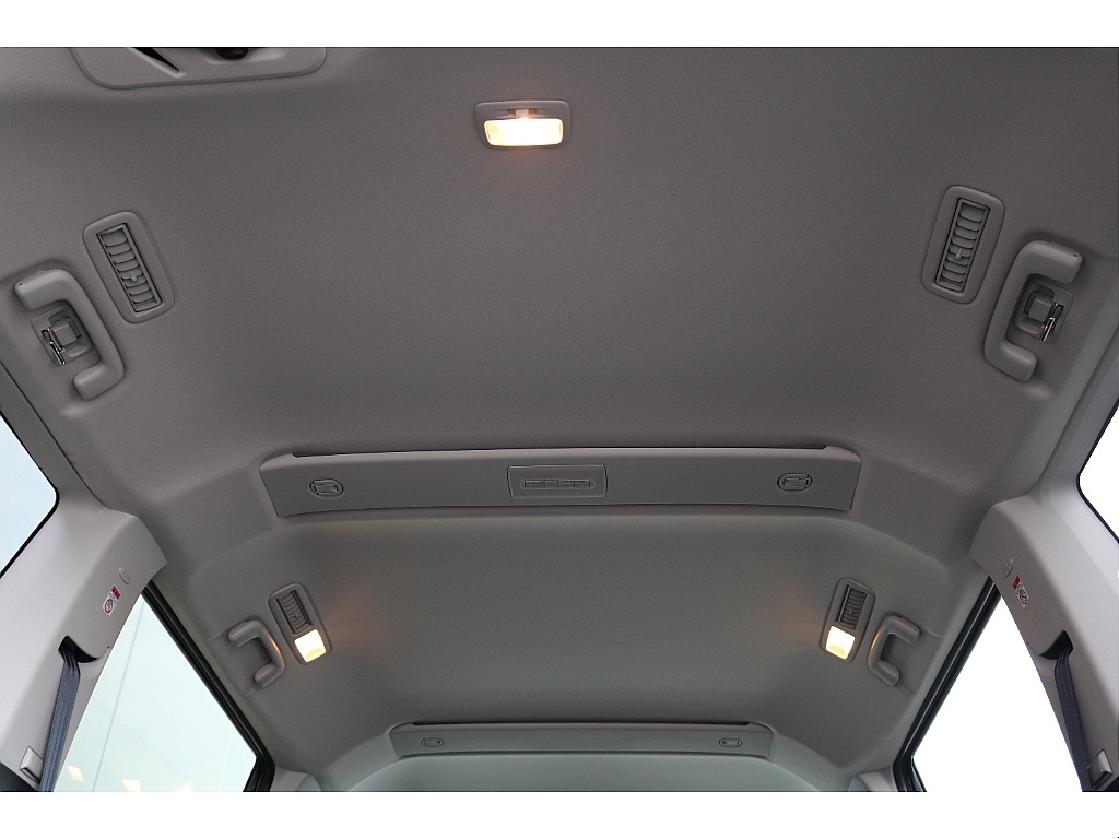 もちろんルーフライニングは新品同様です！