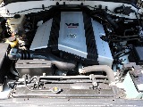 堂々たるV8エンジン搭載☆