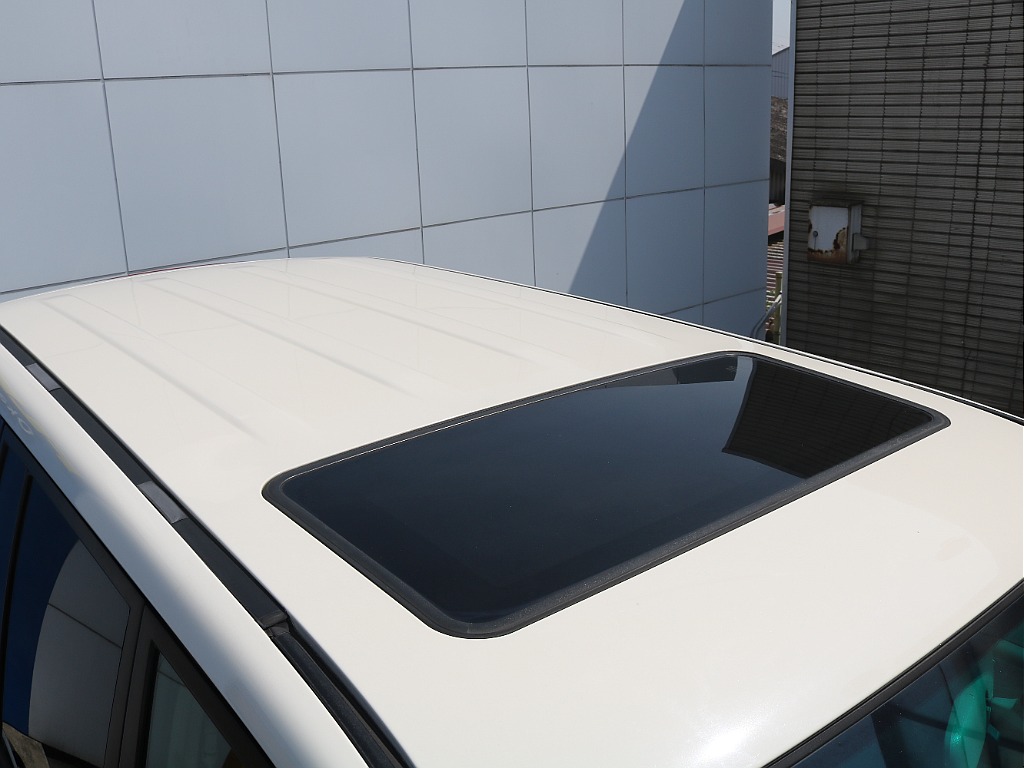 ルーフの状態も良好です！