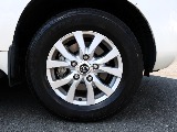 トヨタ ランドクルーザー200(3枚目)