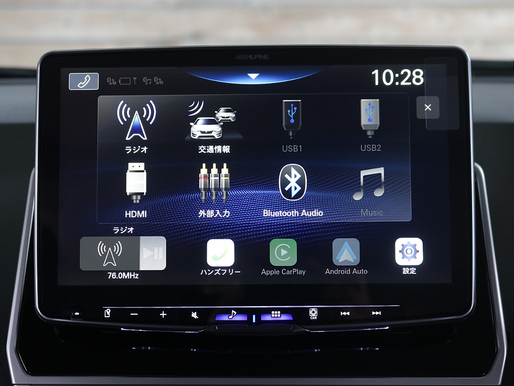 ALPINE製ディスプレイオーディオ！大は小を兼ねる！大きいは正義です！