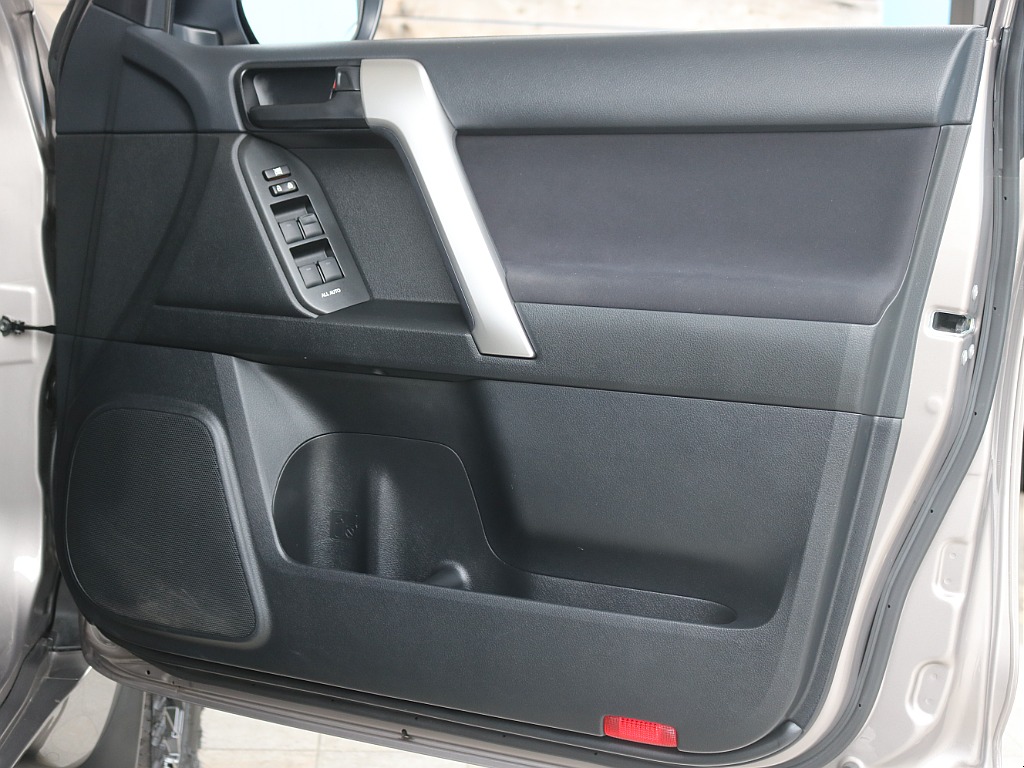 ドアトリム２！