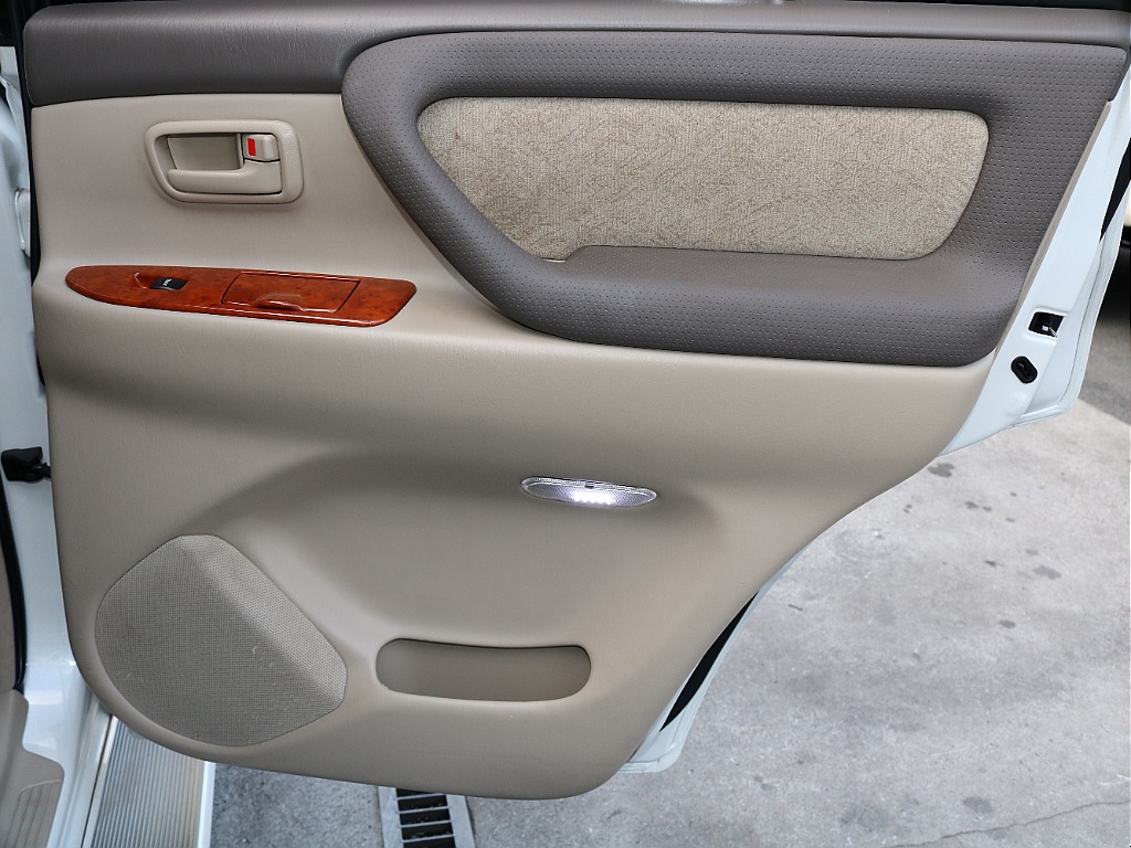 お問い合わせはランクル岡山店まで！！ＴＥＬ：０８６－４２０－２４２２