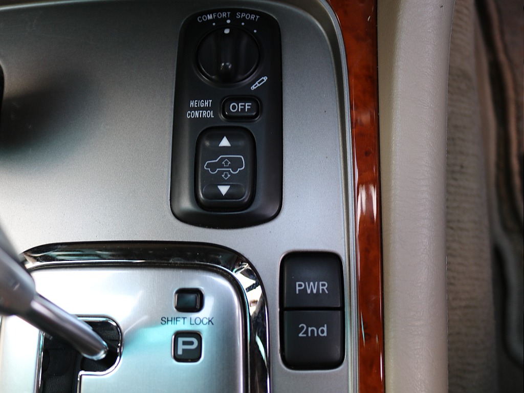 お問い合わせはランクル岡山店まで！！ＴＥＬ：０８６－４２０－２４２２