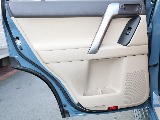 トヨタ ランドクルーザープラド(34枚目)