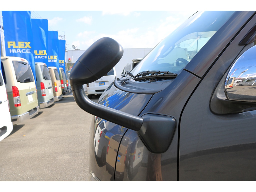 【厳選仕入】H28年式ハイエースバンスーパーGLダークプライム希少カラーガンメタリック