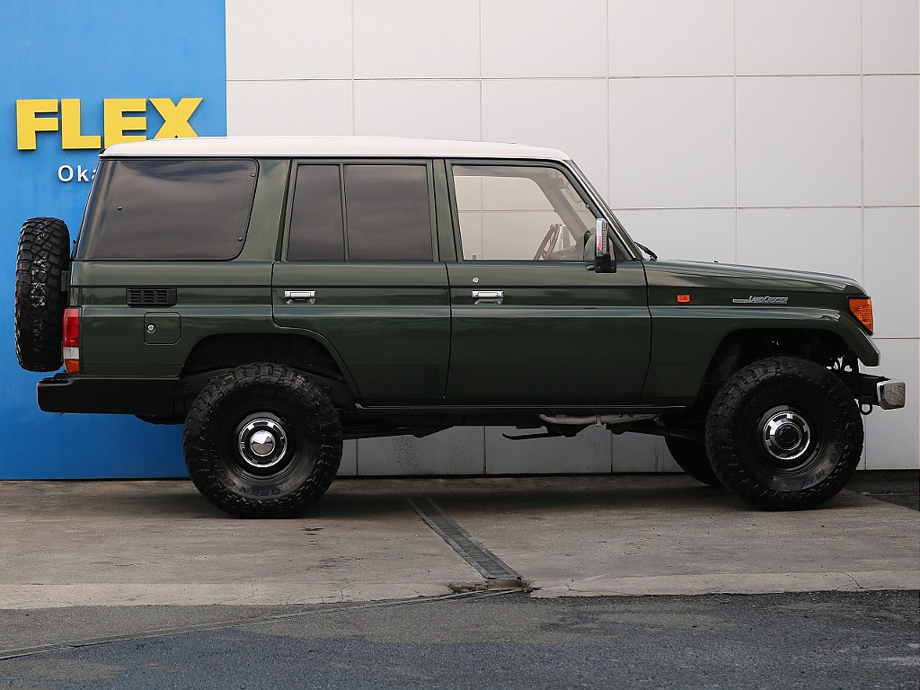 トヨタ ランドクルーザープラド(6枚目)