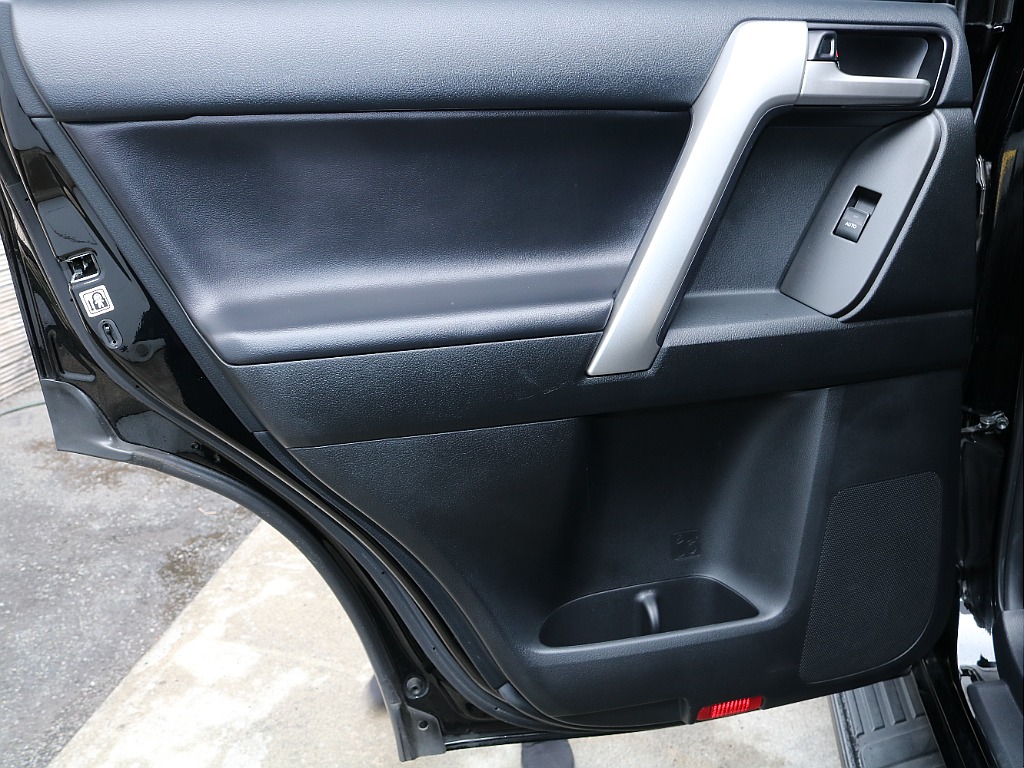 内張りの状態も良好です！