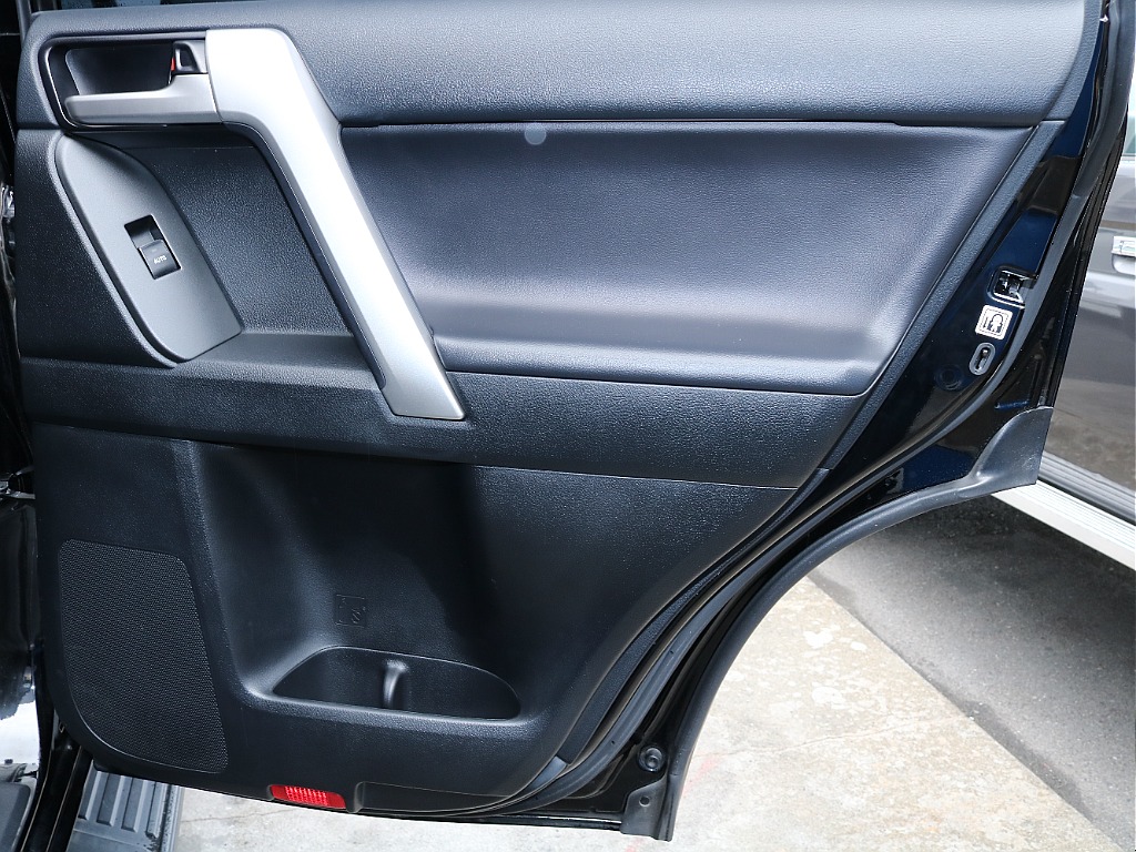 お問い合わせはメールやＬＩＮＥからご連絡ください！