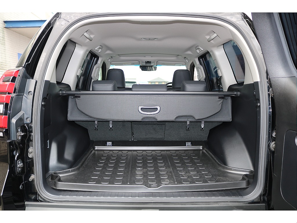 広々のラゲッジスペースは積載もたっぷりです！