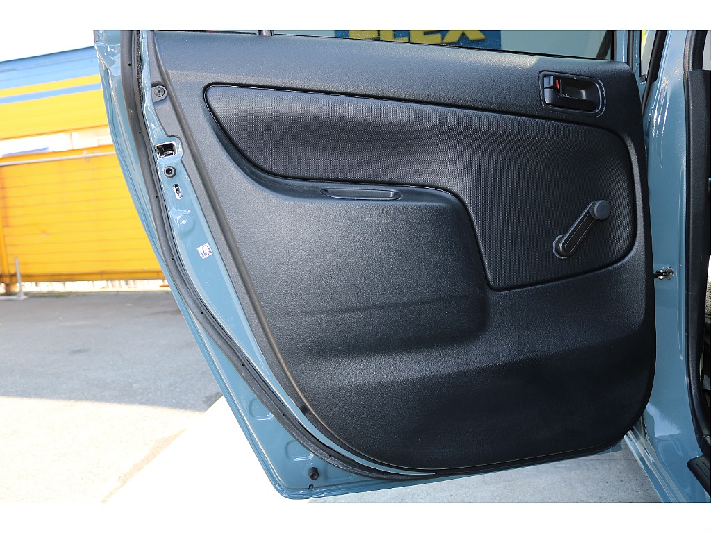 内張りの状態もとても良好です！