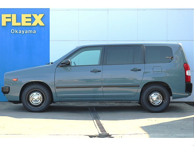 ドアハンドルは塗装済