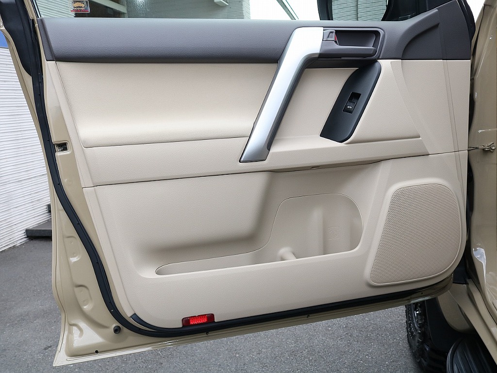 トヨタ ランドクルーザープラド(33枚目)