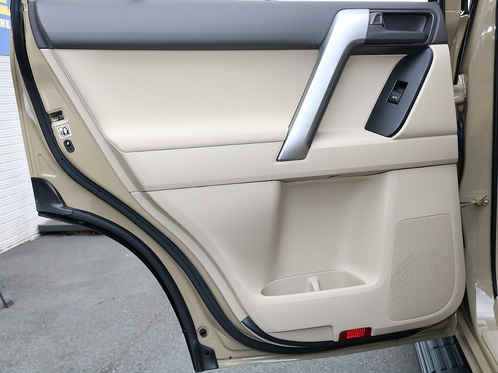 トヨタ ランドクルーザープラド(35枚目)