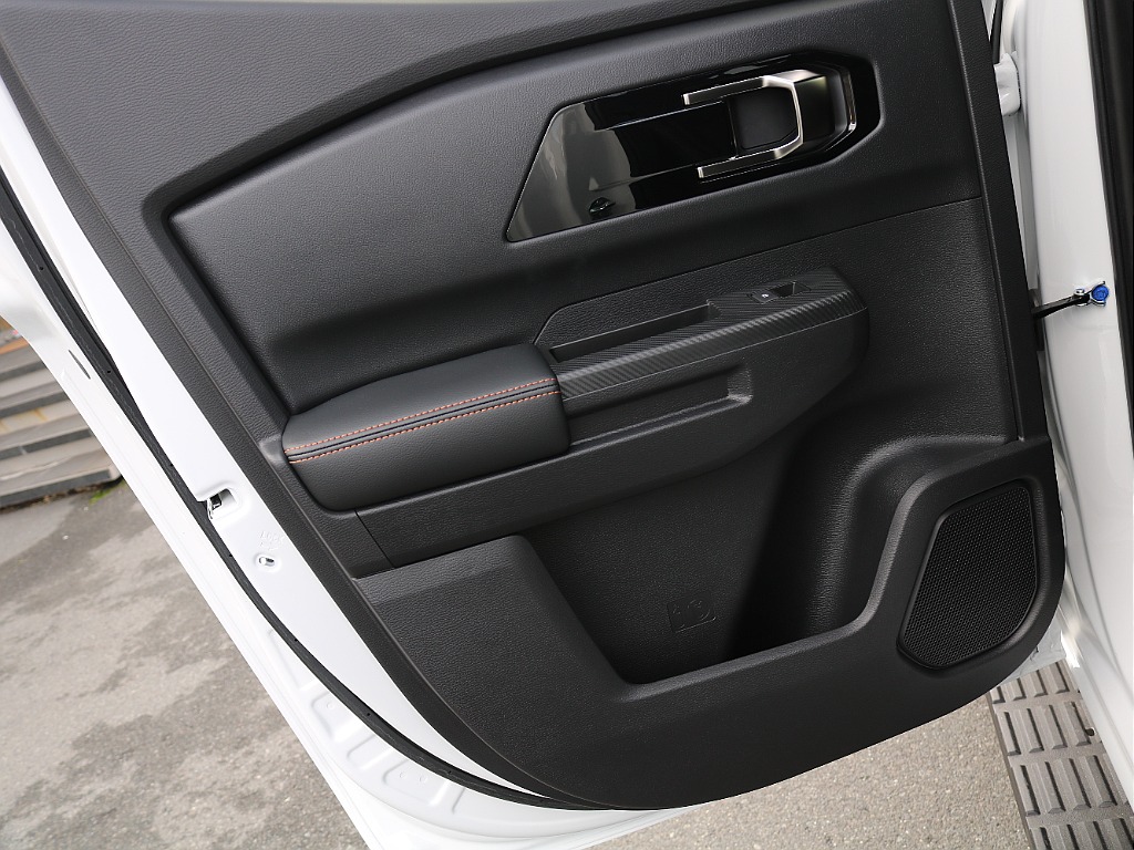 お問い合わせはランクル岡山店まで！！ＴＥＬ：０８６－４２０－２４２２