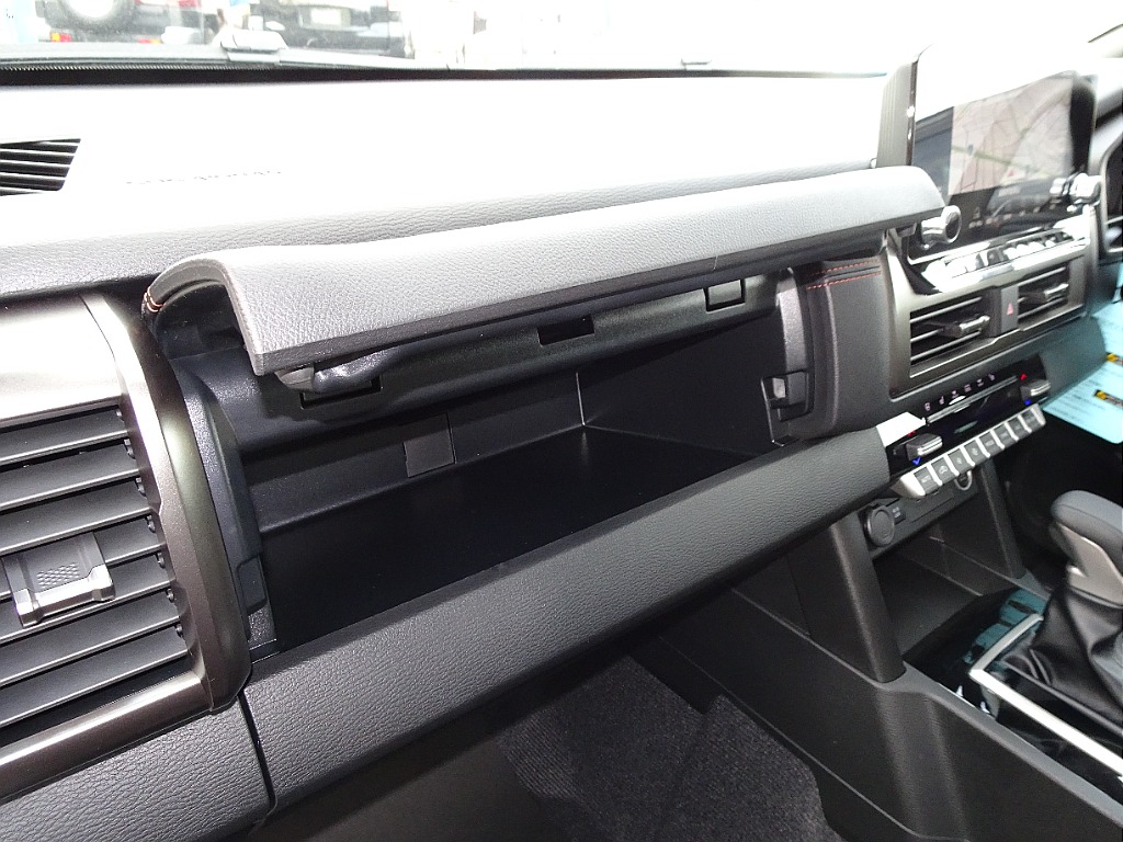 お問い合わせはランクル岡山店まで！！ＴＥＬ：０８６－４２０－２４２２