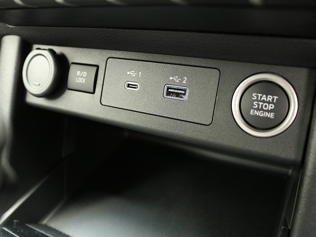 お問い合わせはランクル岡山店まで！！ＴＥＬ：０８６－４２０－２４２２