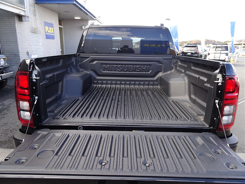 お問い合わせはランクル岡山店まで！！ＴＥＬ：０８６－４２０－２４２２