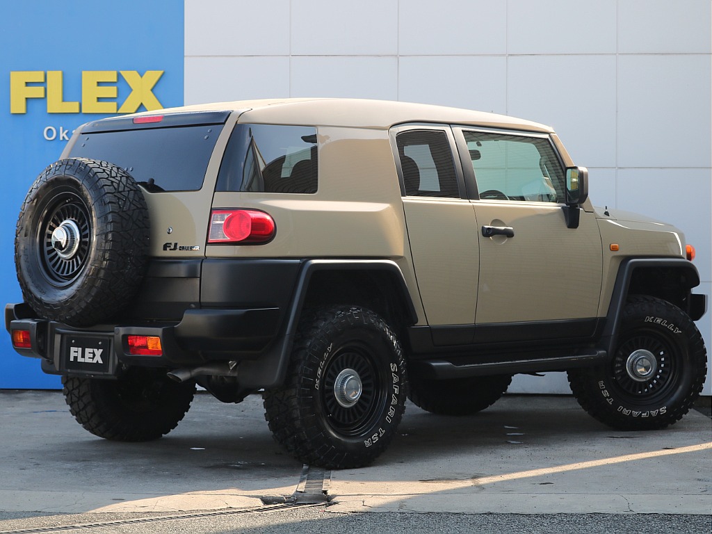 トヨタ FJクルーザー(2枚目)