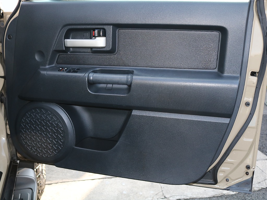 お問い合わせはランクル岡山店まで！！ＴＥＬ：０８６－４２０－２４２２