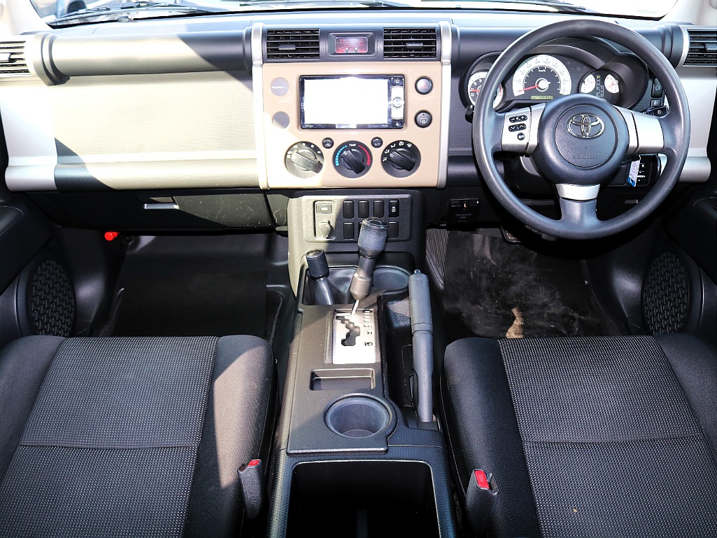 トヨタ FJクルーザー(4枚目)