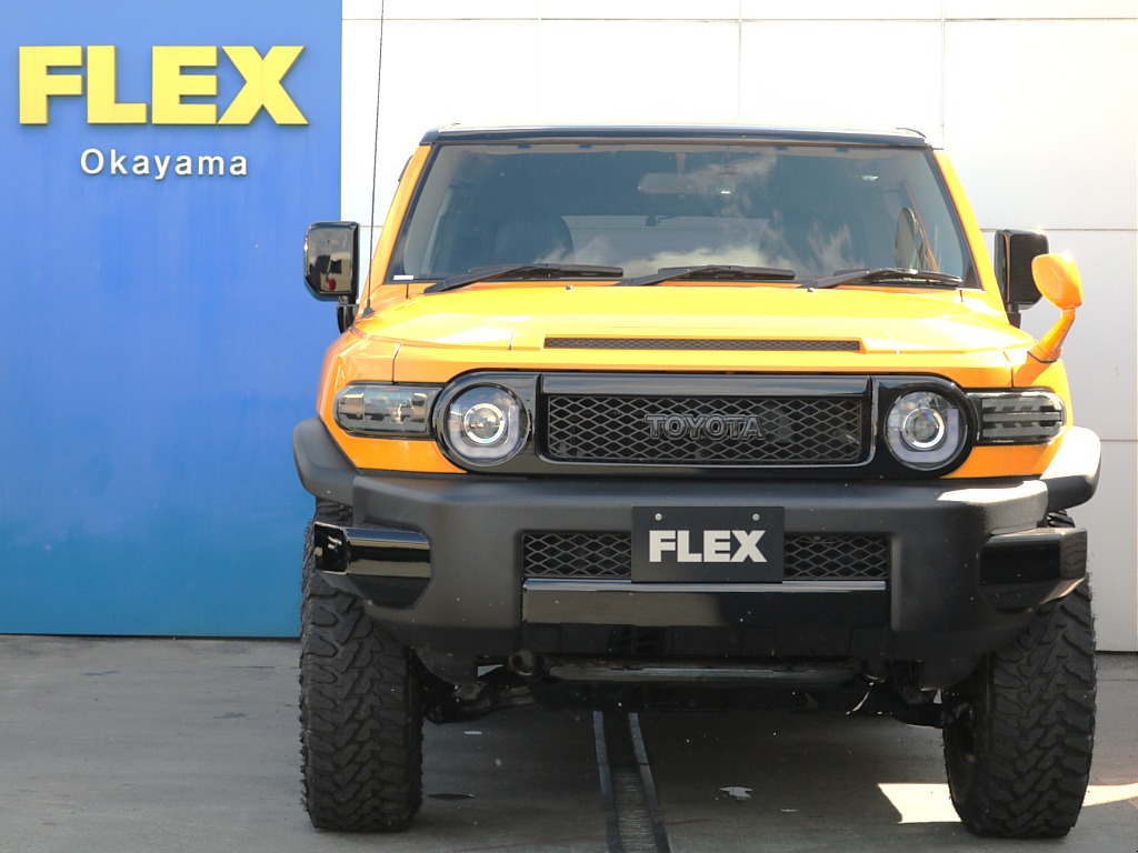 プロジェクターヘッドライト装着☆見た目もライト点灯時もカッコいい☆まさに近未来感☆