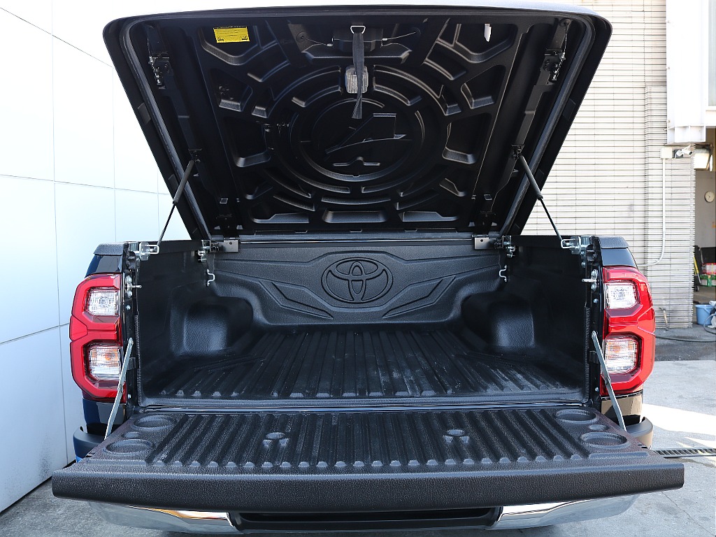 トラックらしいキャリースペースですね☆彡