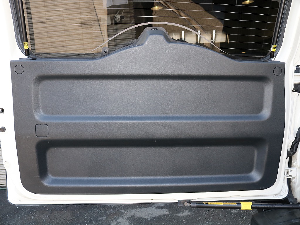 リアゲートの状態も良好です！