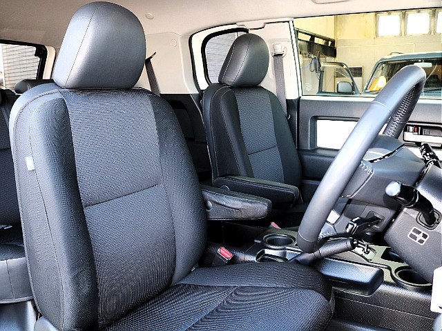 シートポジションも高く視界良好です☆