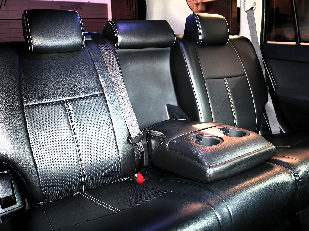 トヨタ ランドクルーザープラド(8枚目)