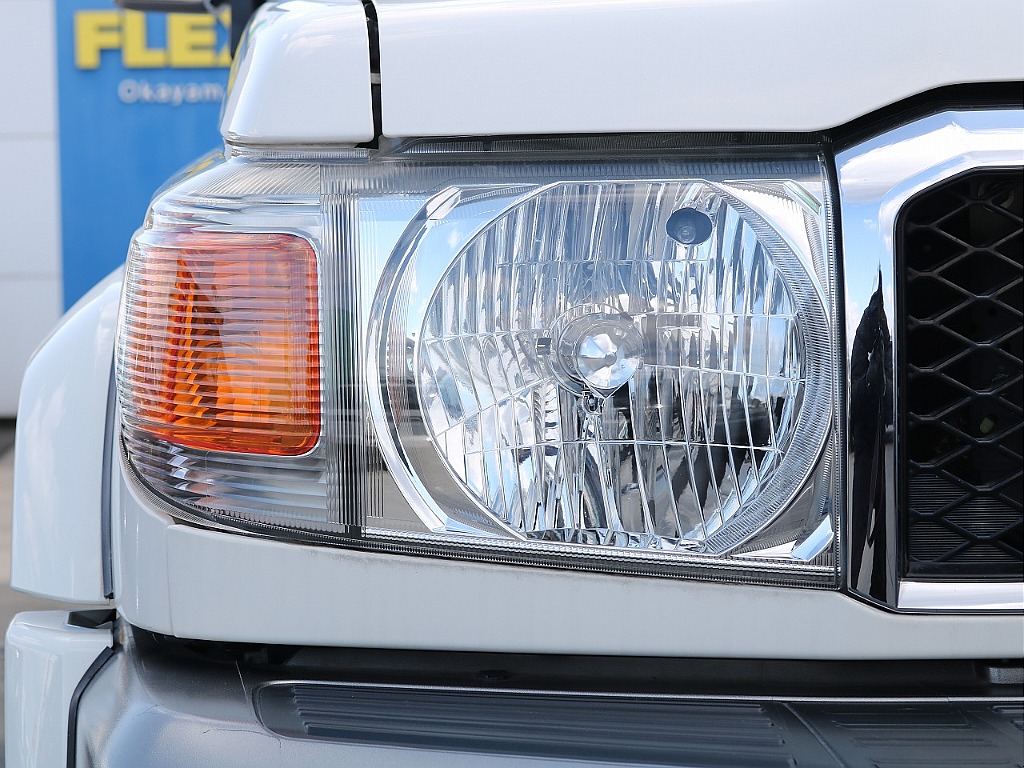 トヨタ ランドクルーザー70(21枚目)