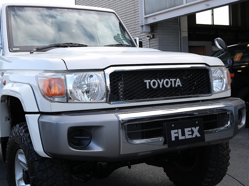 トヨタ ランドクルーザー70(25枚目)