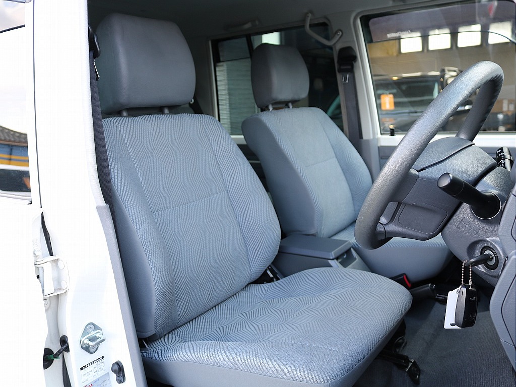 トヨタ ランドクルーザー70(44枚目)