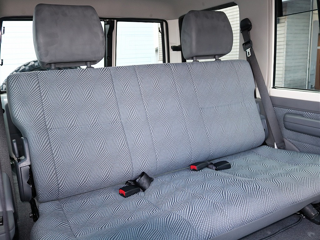 トヨタ ランドクルーザー70(45枚目)