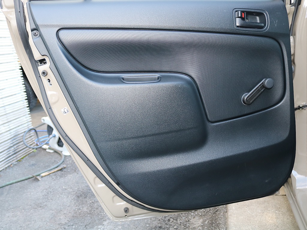 お問い合わせはランクル岡山店まで！！ＴＥＬ：０８６－４２０－２４２２