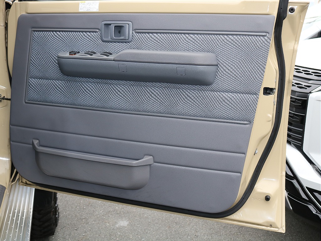 お問い合わせはランクル岡山店まで！！ＴＥＬ：０８６－４２０－２４２２