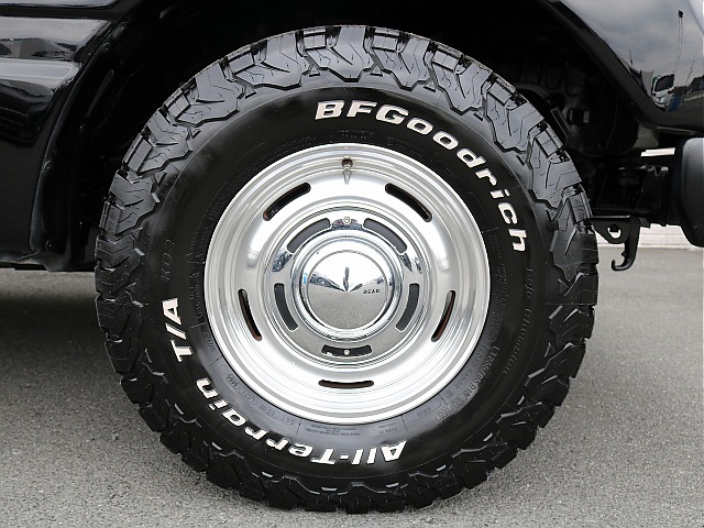 ＤＥＡＮクロスカントリー×BFグッドリッチ235/85-16をインストール済み！