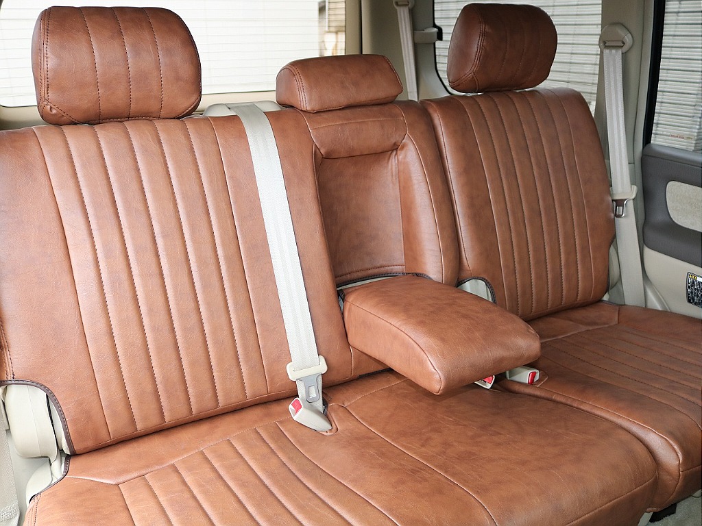 トヨタ ランドクルーザー100(43枚目)