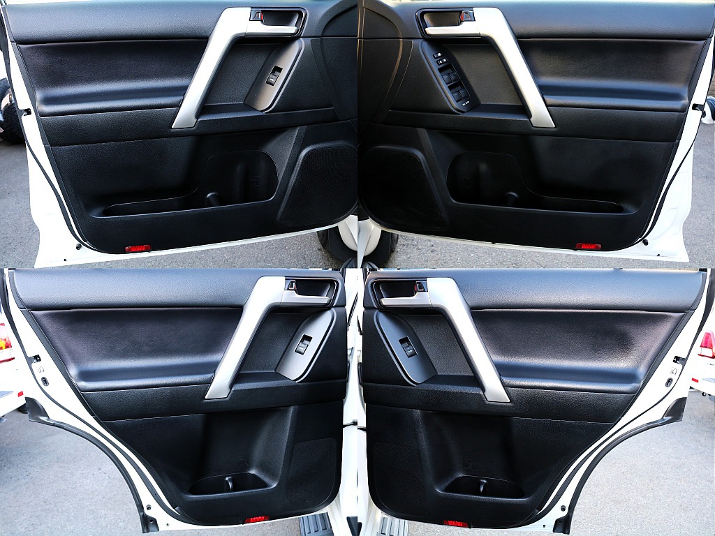 ドア内張は御覧の通りです☆