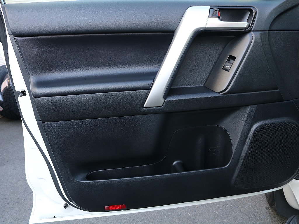 お問い合わせはランクル岡山店まで！！ＴＥＬ：０８６－４２０－２４２２