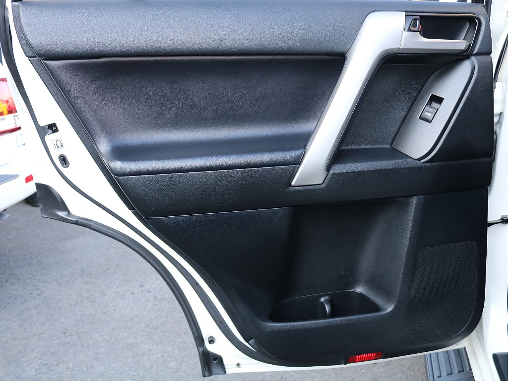 お問い合わせはランクル岡山店まで！！ＴＥＬ：０８６－４２０－２４２２