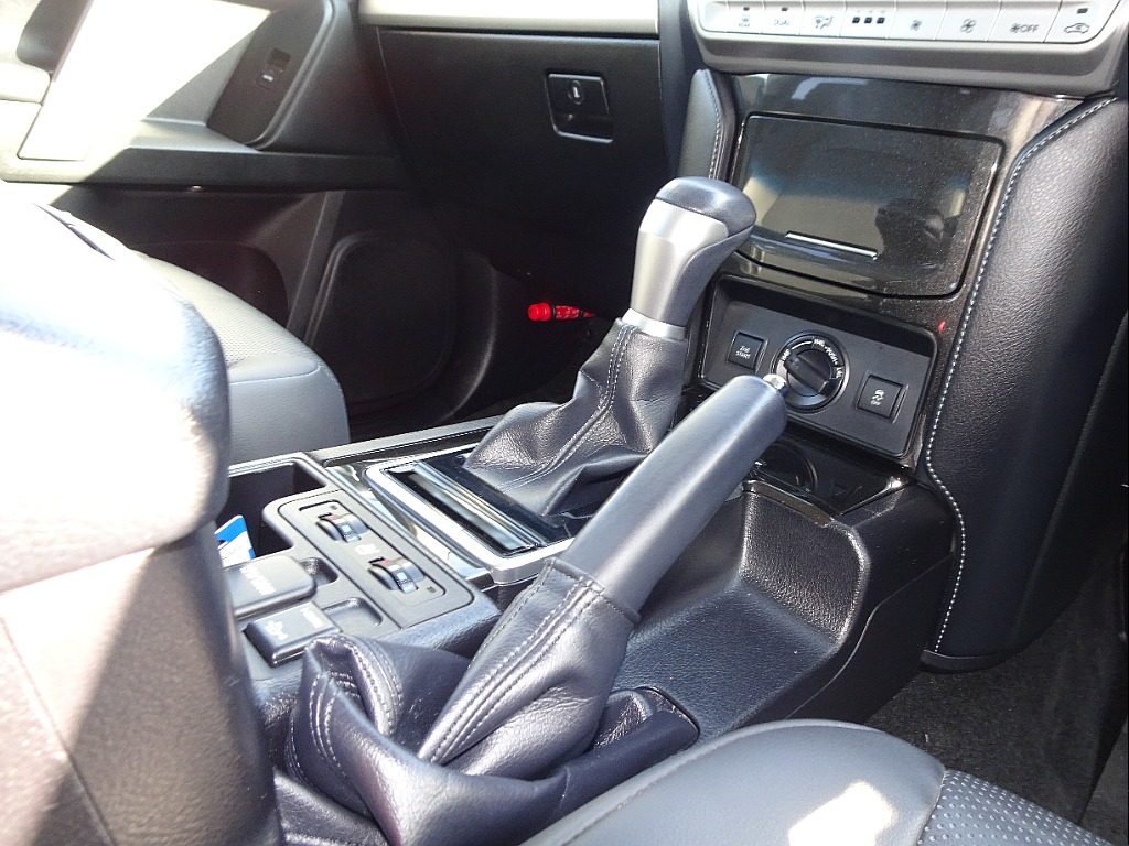 お問い合わせはランクル岡山店まで！！ＴＥＬ：０８６－４２０－２４２２