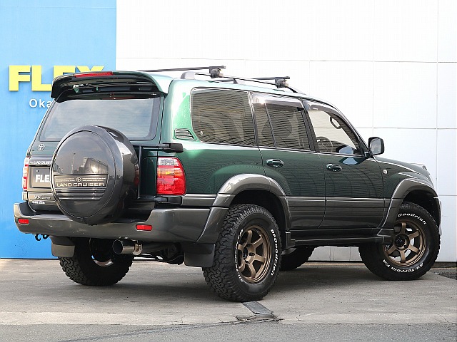 しっかりカスタムされた1台になります！