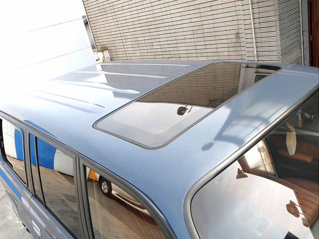 サンルーフはあるとうれしい装備の１つですね！